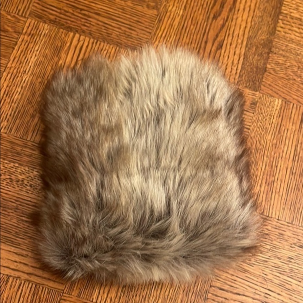 Super cute faux fur open bag
